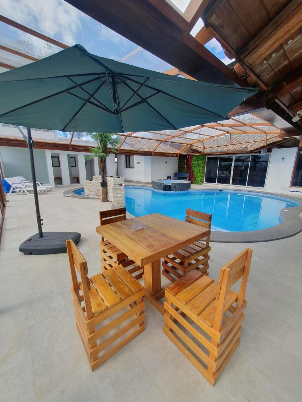 Hosteria Airport Garden Tababela Bagian luar foto